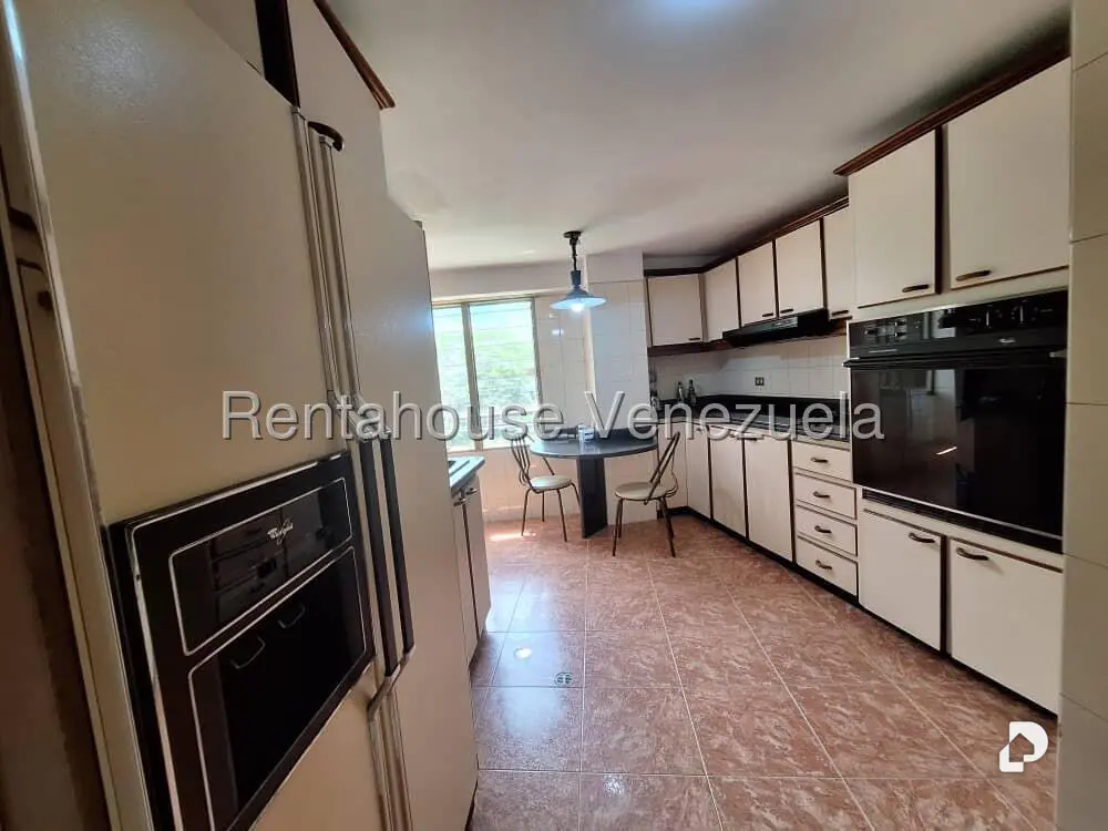 Apartamento en Santa Eduvigis, Caracas – 14