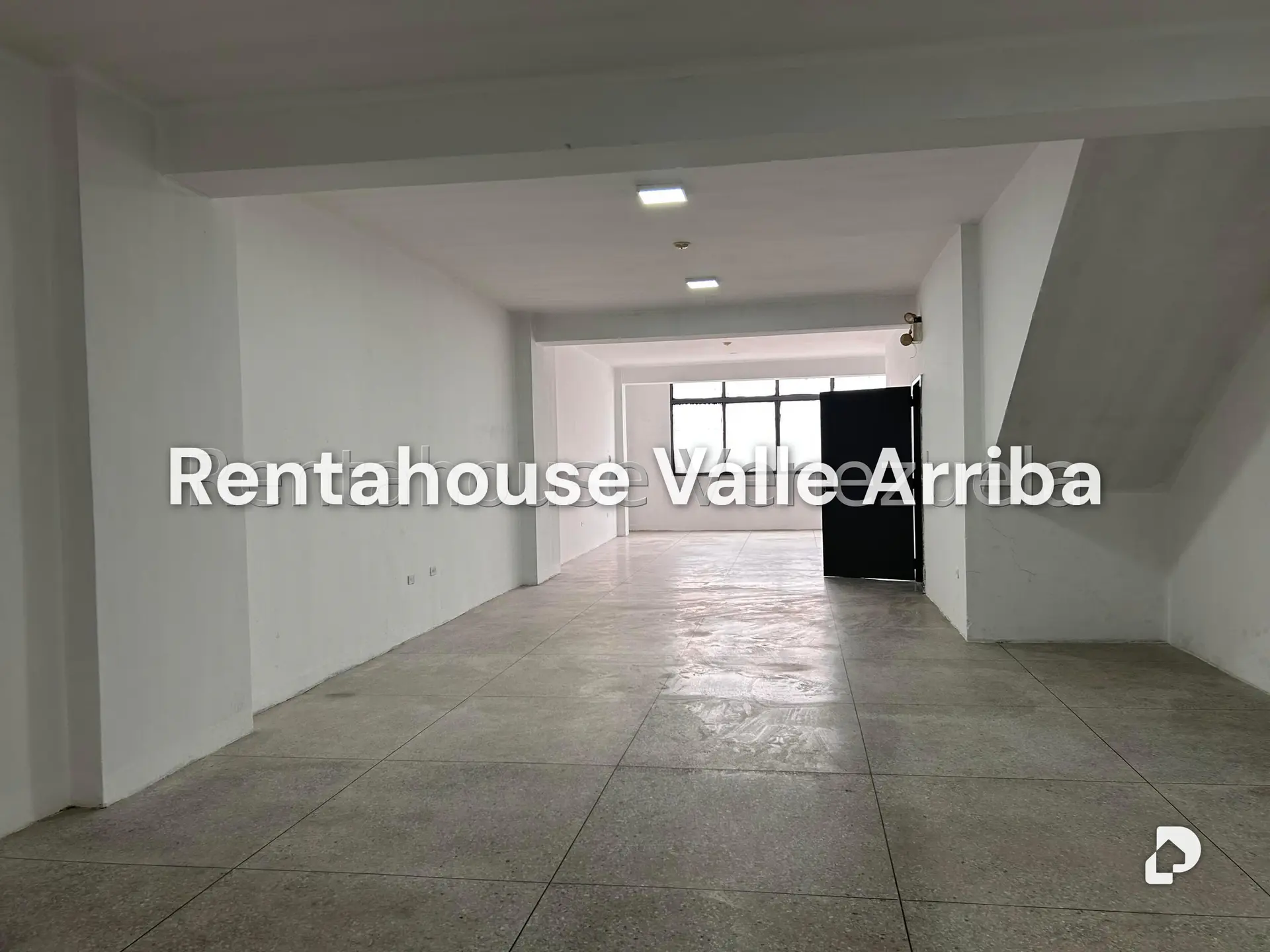 Local comercial en Catia, Caracas – 12