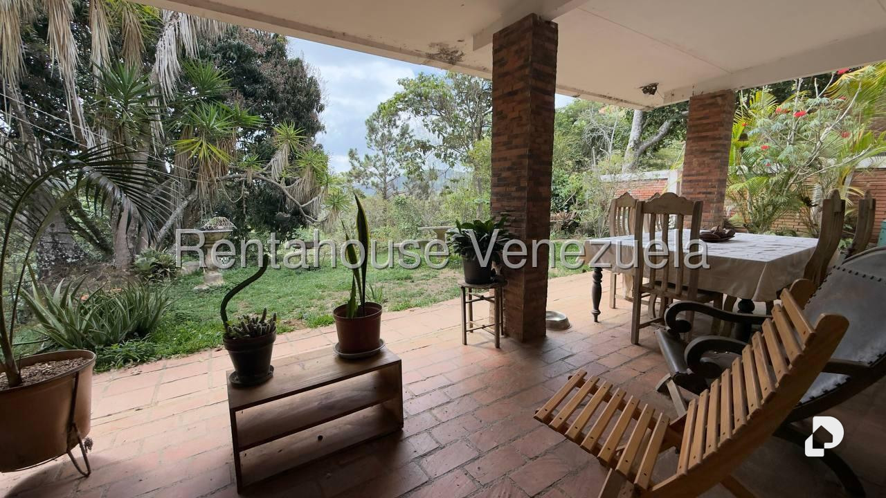 Casa en Oripoto, Caracas – 12