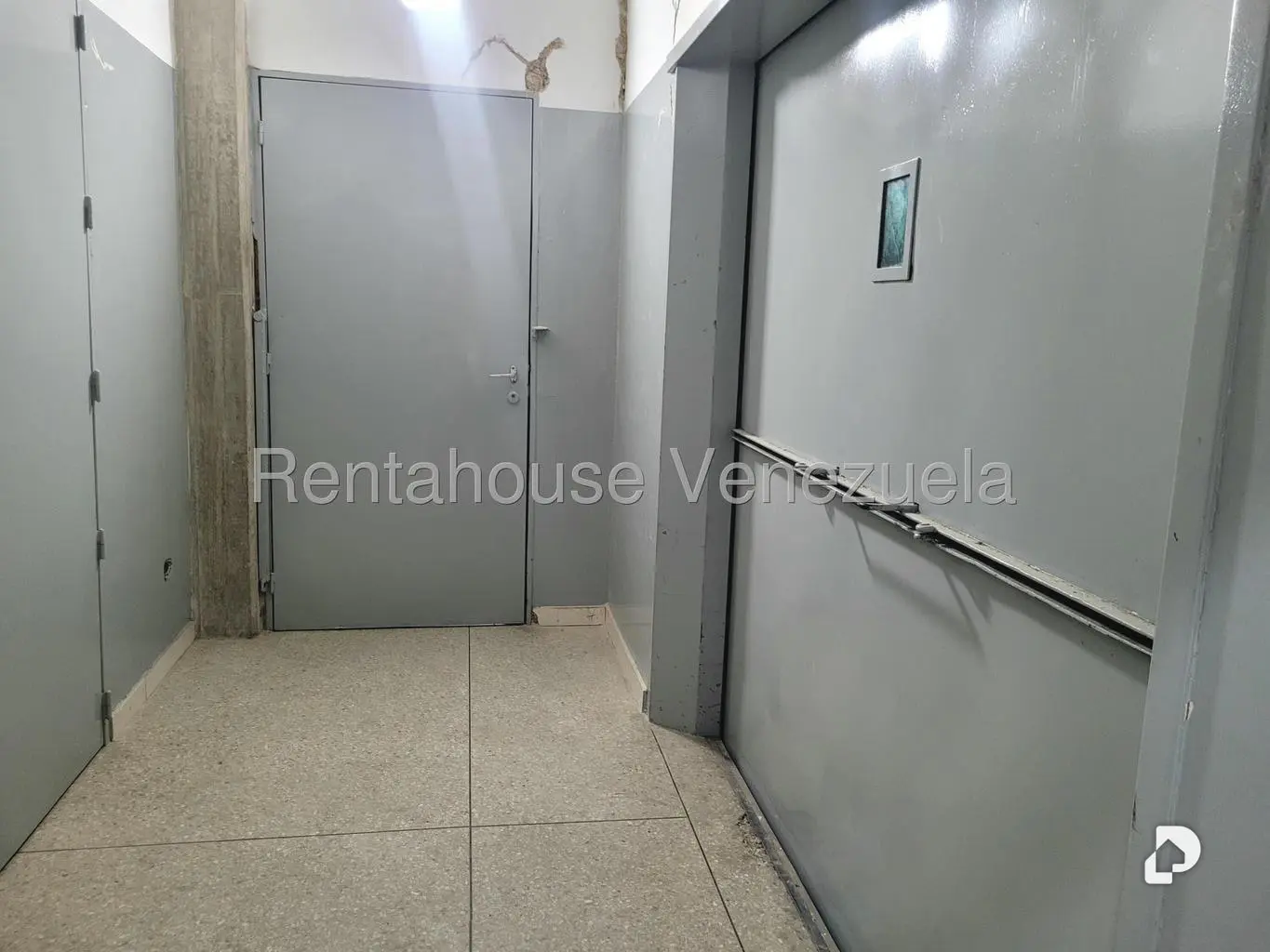 Local comercial en Boleíta Norte, Caracas – 14