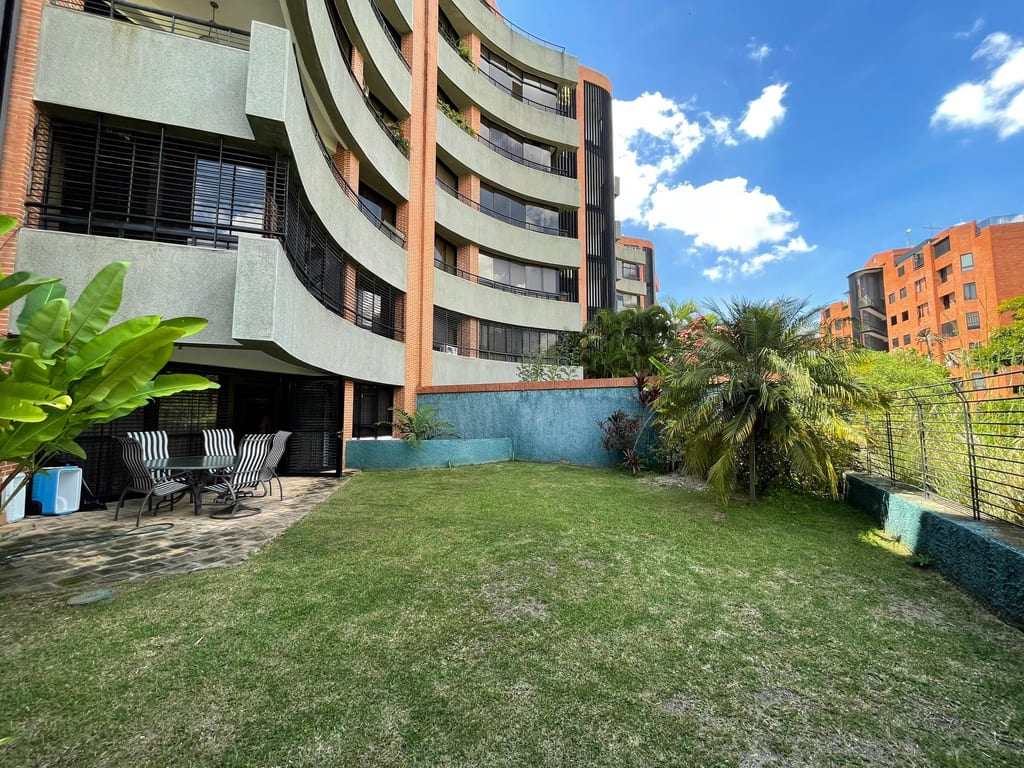 Apartamento en Colinas de Valle Arriba, Caracas - 1