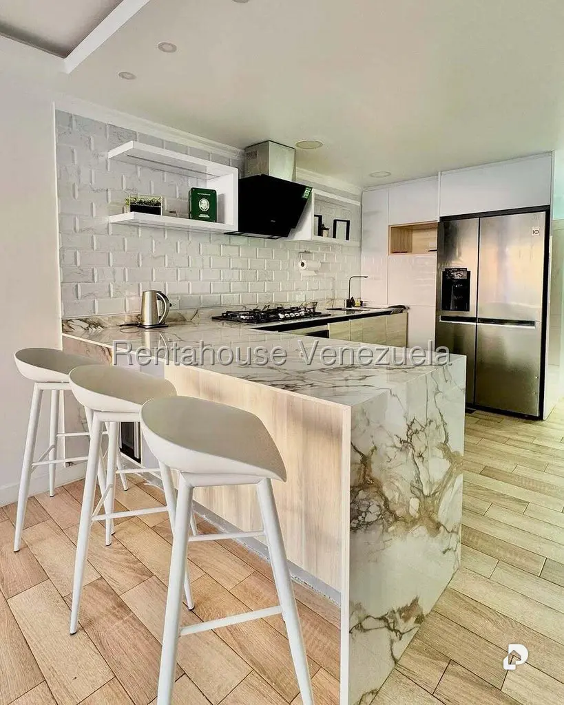 Apartamento en Colinas de La Tahona, Caracas – 3
