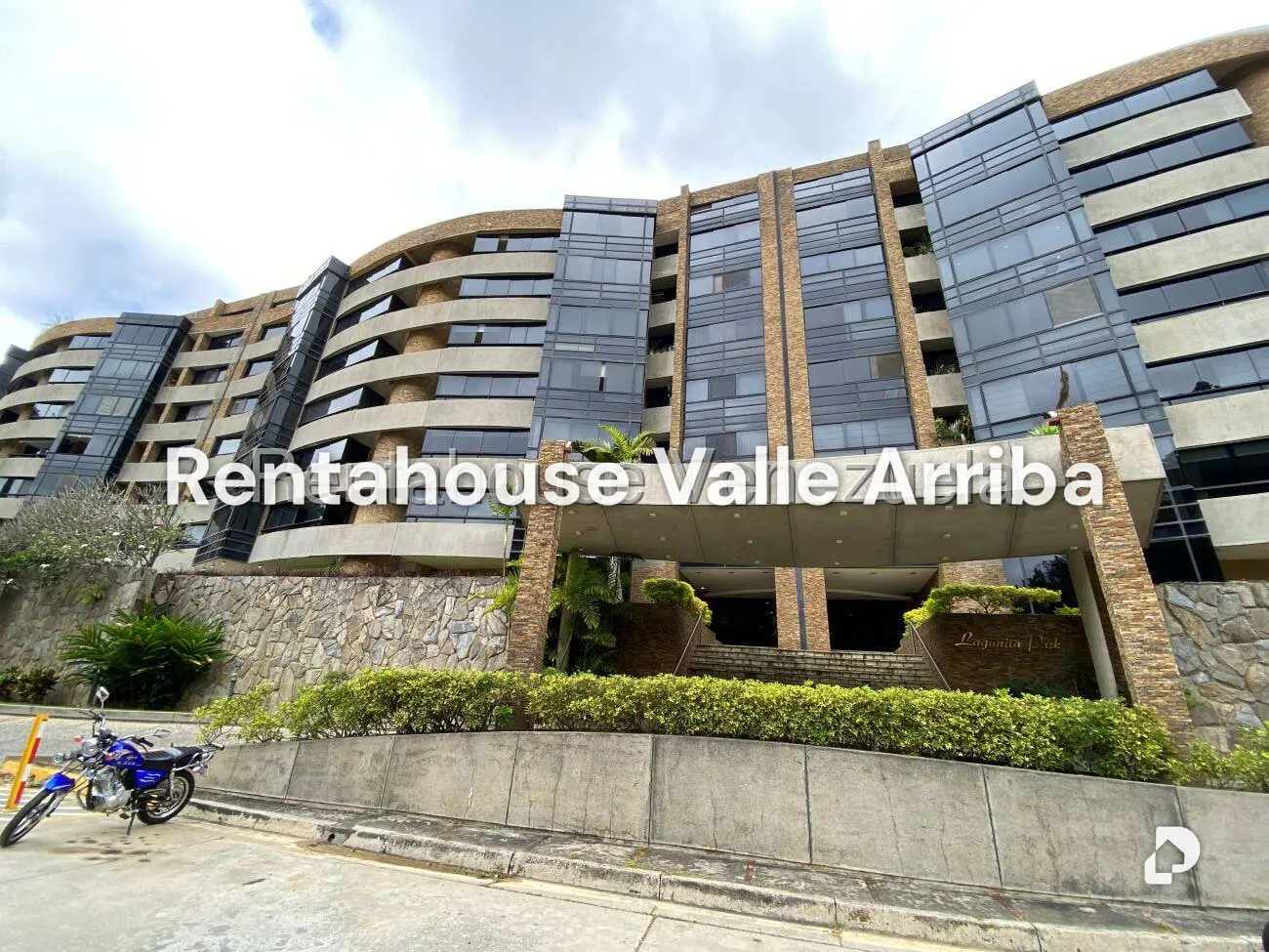 Apartamento en Lomas de La Lagunita, Caracas – 1