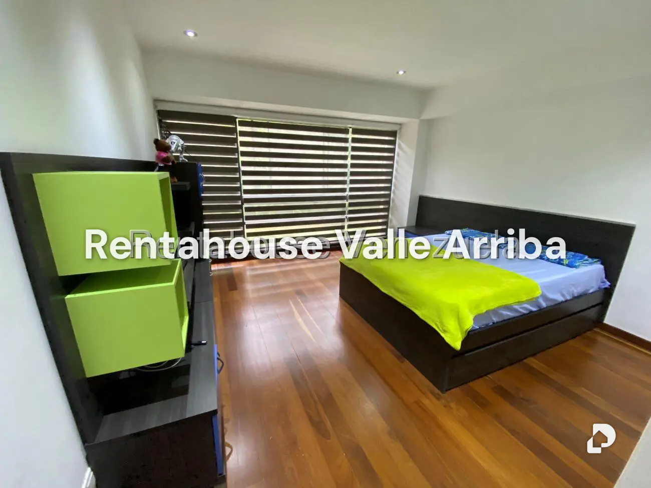 Apartamento en Lomas de La Lagunita, Caracas – 21