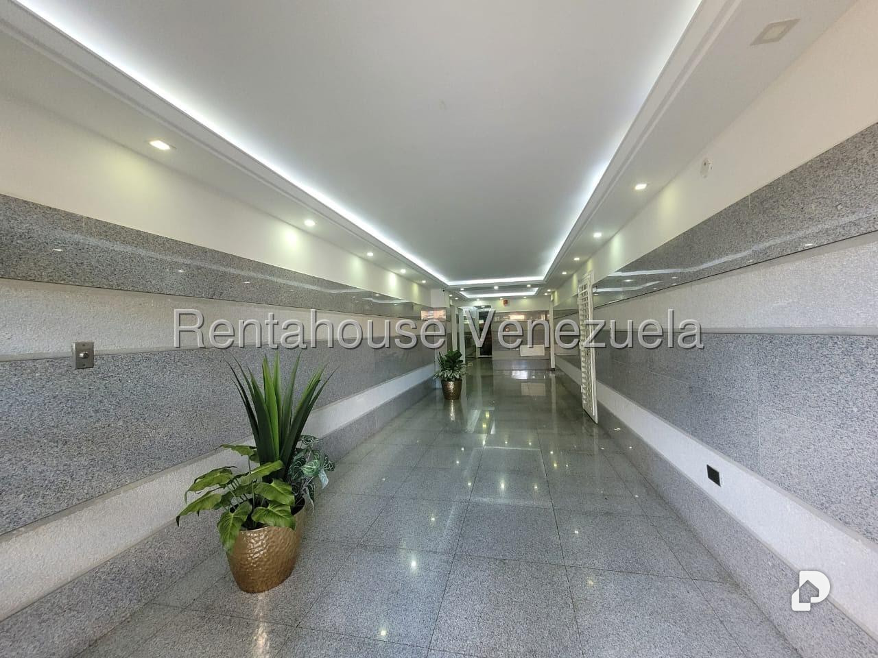 Apartamento en Colinas de La Tahona, Caracas – 2