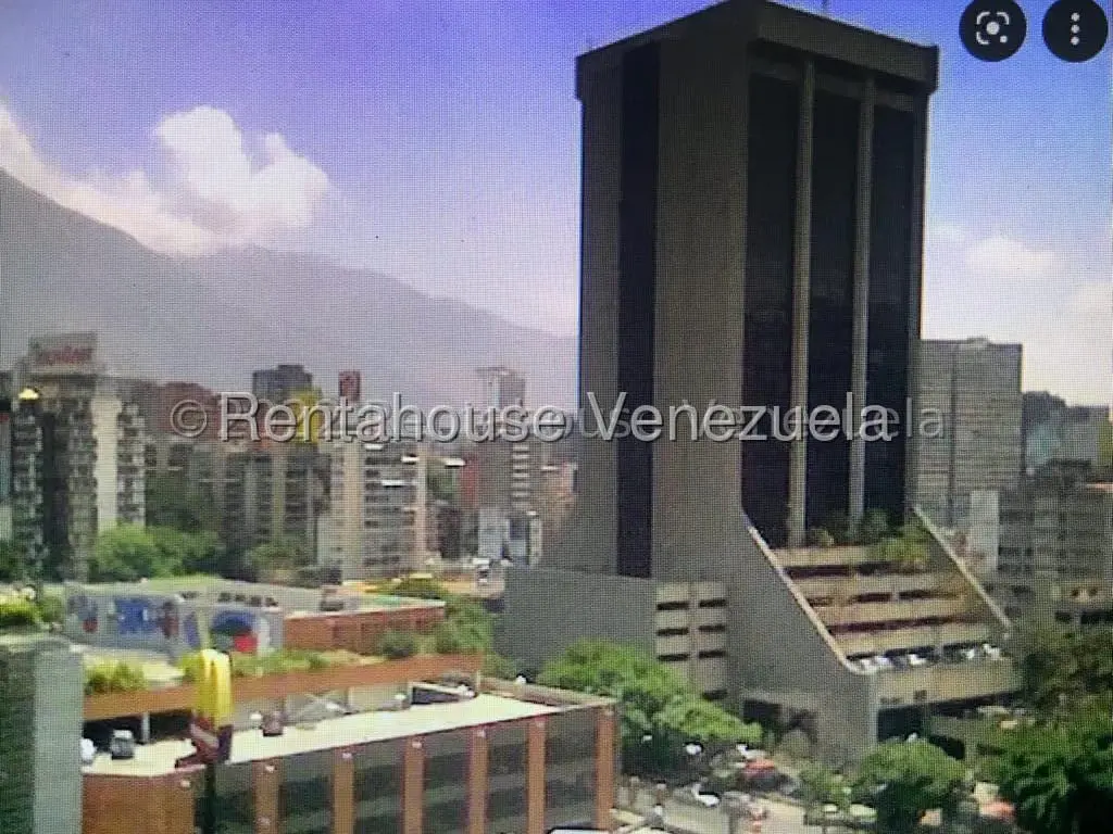 Commercial space in Bello Monte, Caracas - 1