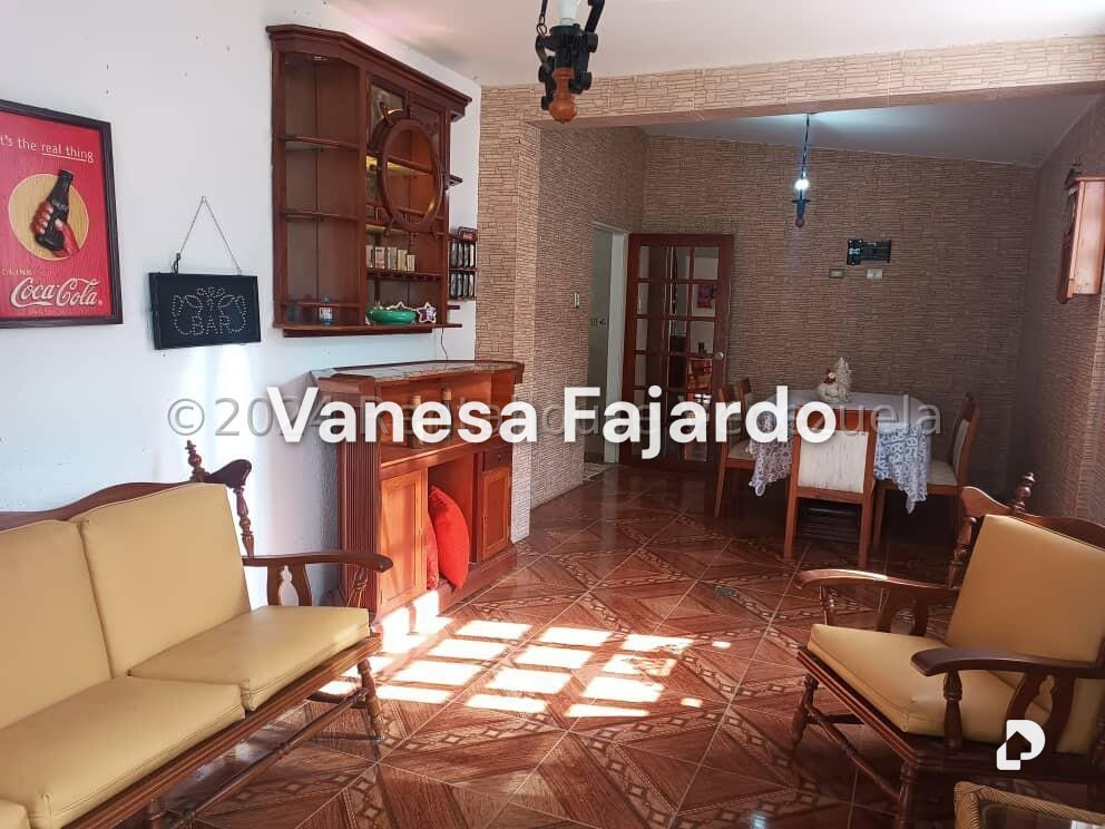 Casa en La Rosaleda, San Antonio de Los Altos – 15