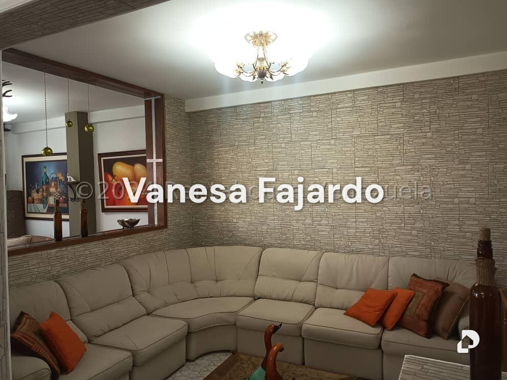 Casa en La Rosaleda, San Antonio de Los Altos – 5