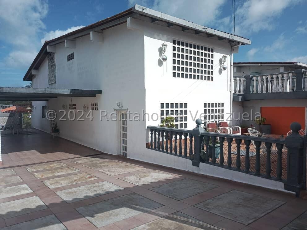 Casa en La Rosaleda, San Antonio de Los Altos - 1