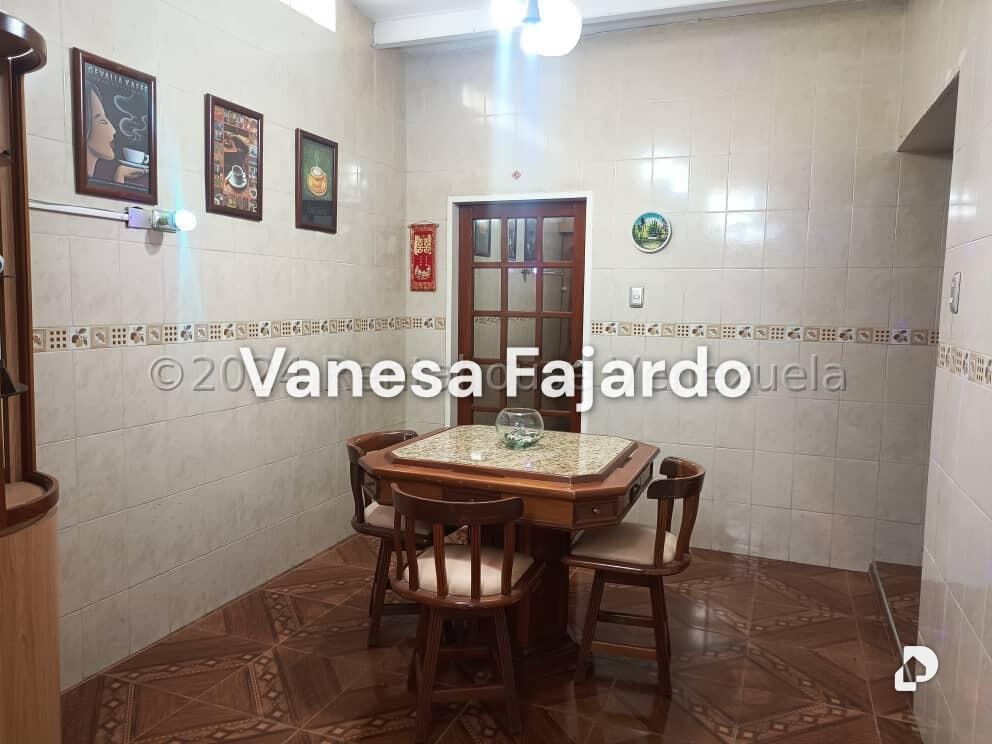 Casa en La Rosaleda, San Antonio de Los Altos – 11
