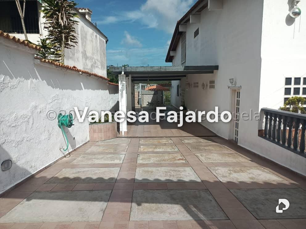 Casa en La Rosaleda, San Antonio de Los Altos – 24