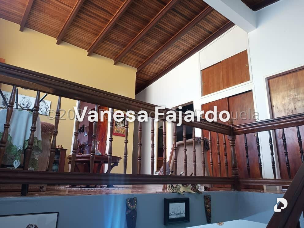 Casa en La Rosaleda, San Antonio de Los Altos – 23