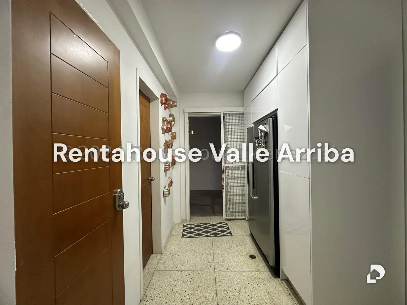 Casa en Colinas de Bello Monte, Caracas – 27