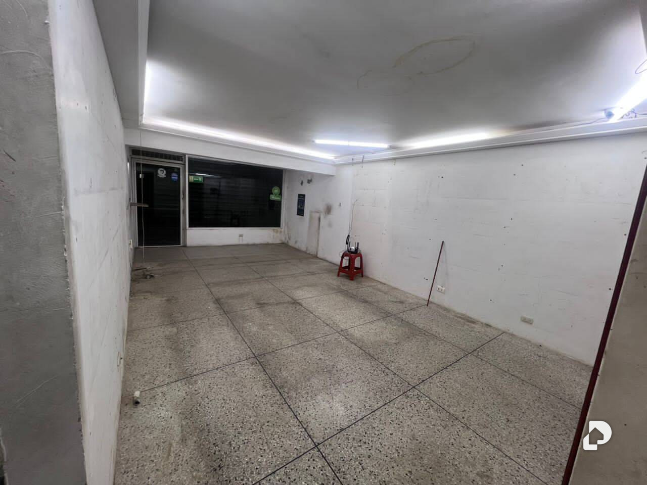 Galpón en Avenida La Limpia, Maracaibo – 11