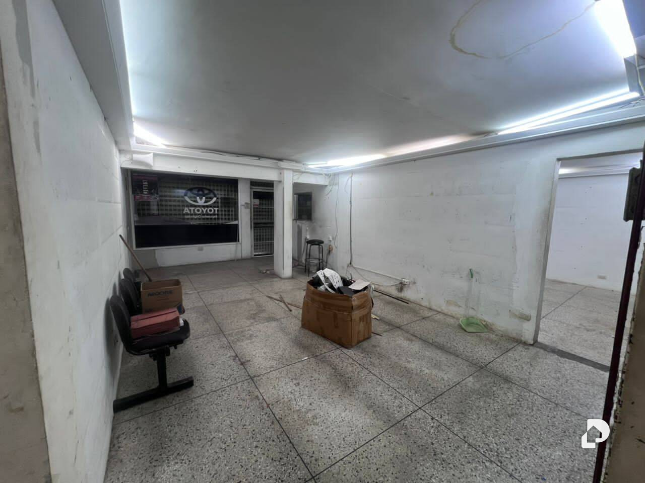 Galpón en Avenida La Limpia, Maracaibo – 12