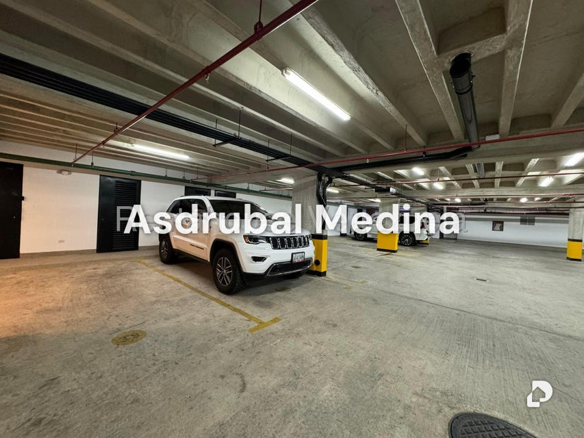 Apartamento en Campo Alegre, Caracas – 11