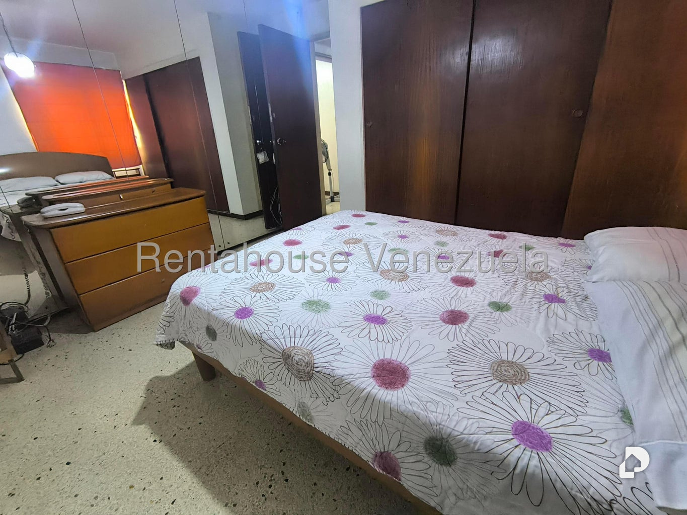 Apartamento en La Urbina, Caracas – 28