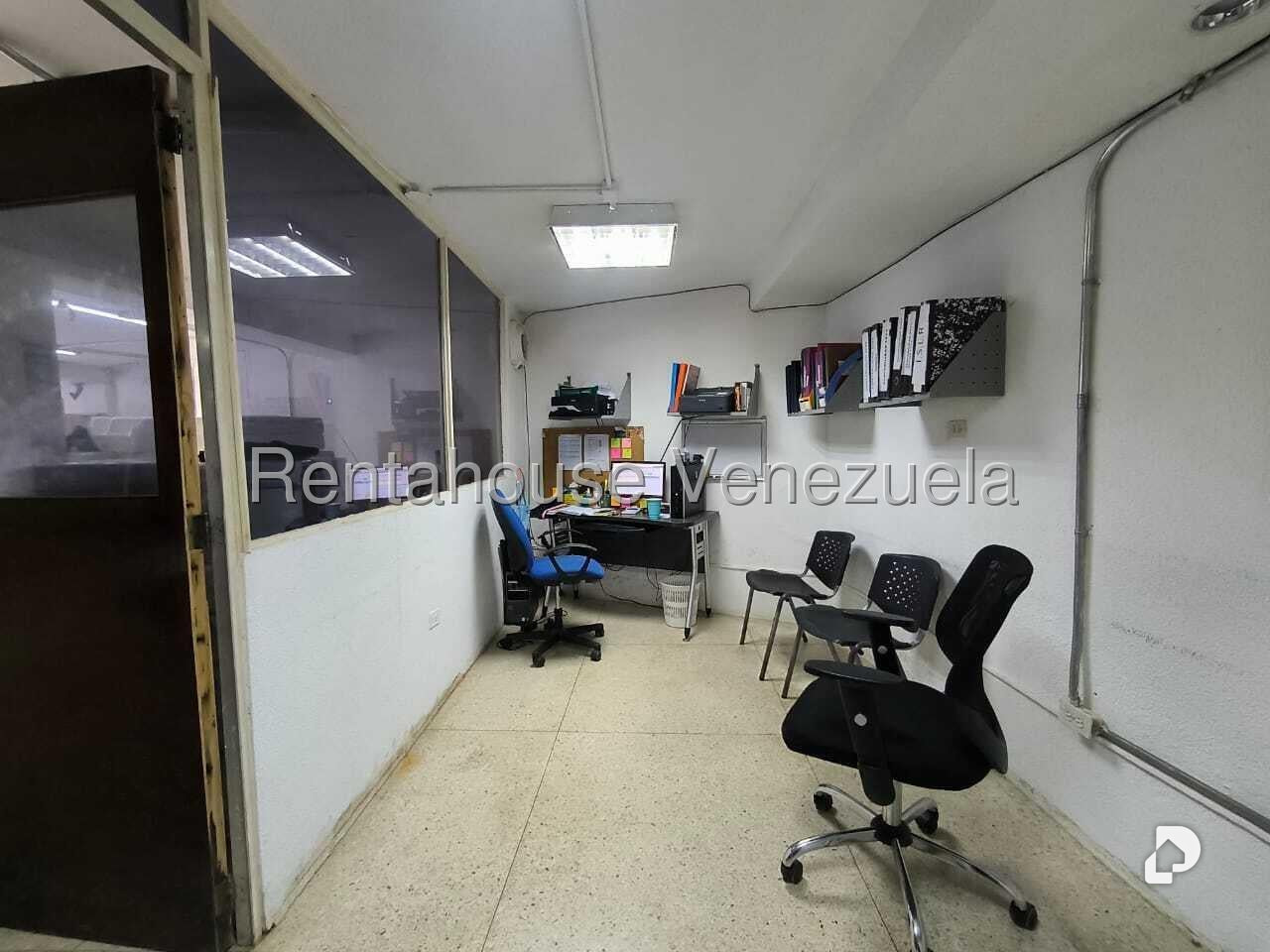 Local comercial en Los Chaguaramos, Caracas – 7