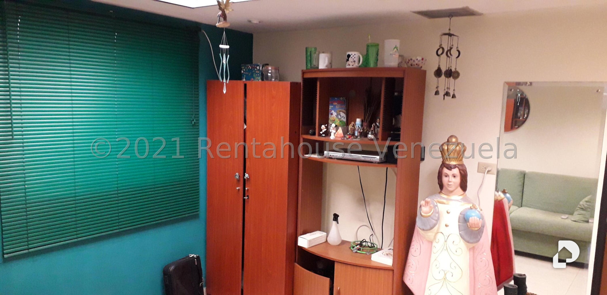 Local comercial en Los Chaguaramos, Caracas – 13
