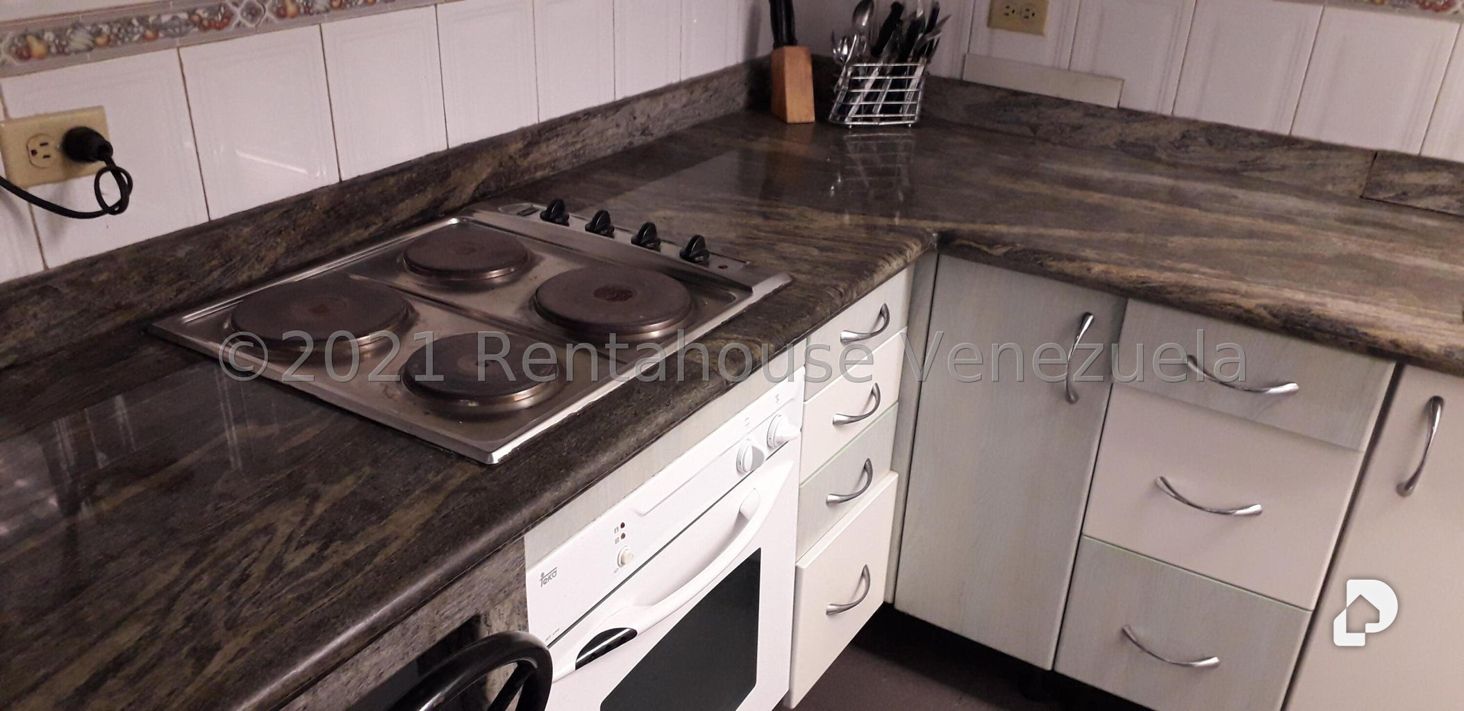 Local comercial en Los Chaguaramos, Caracas – 25