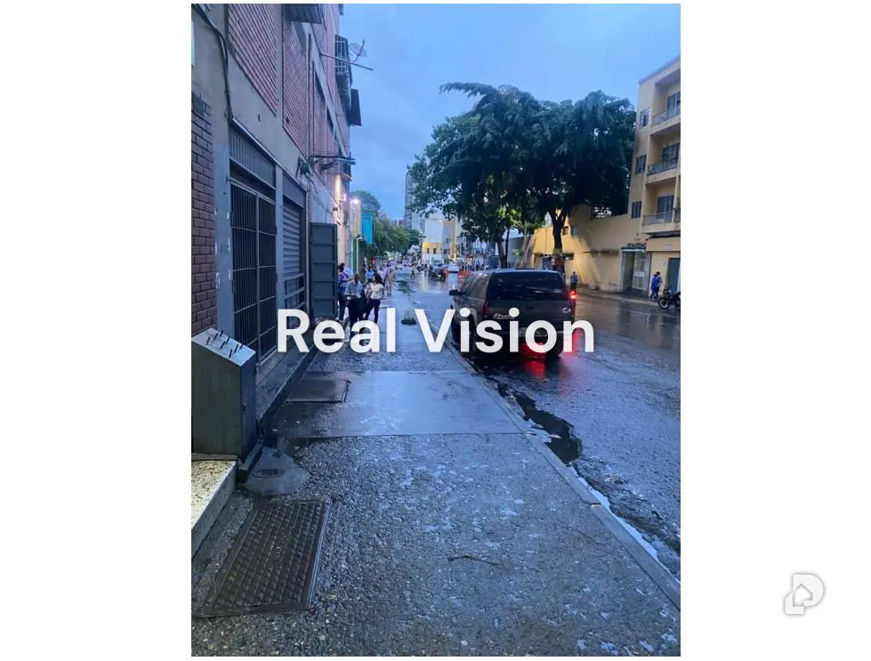 Apartamento en Av. Lecuna, Caracas – 13