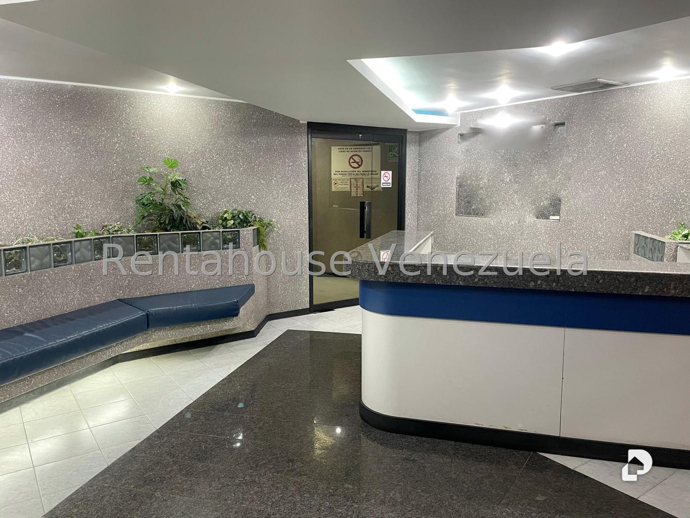 Local comercial en La Urbina, Caracas – 1