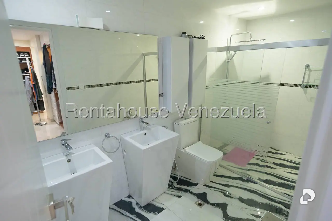 Apartamento en Colinas de Valle Arriba, Caracas – 25