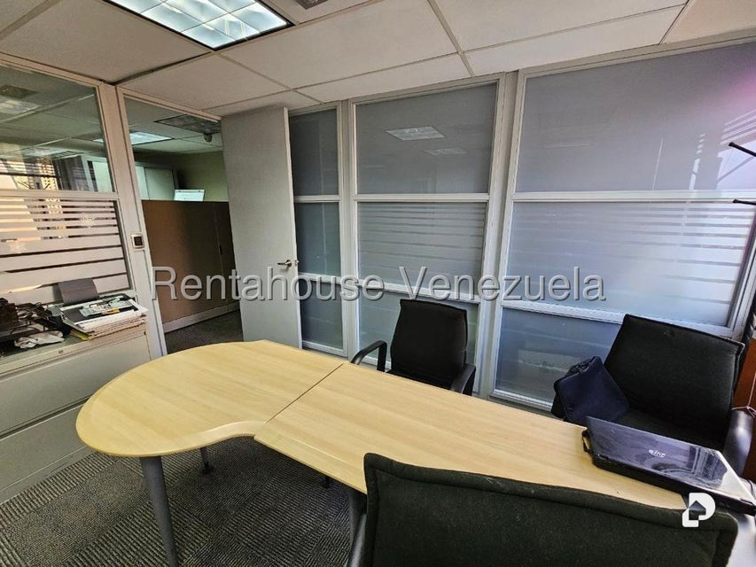 Oficina en Chacao, Caracas – 11