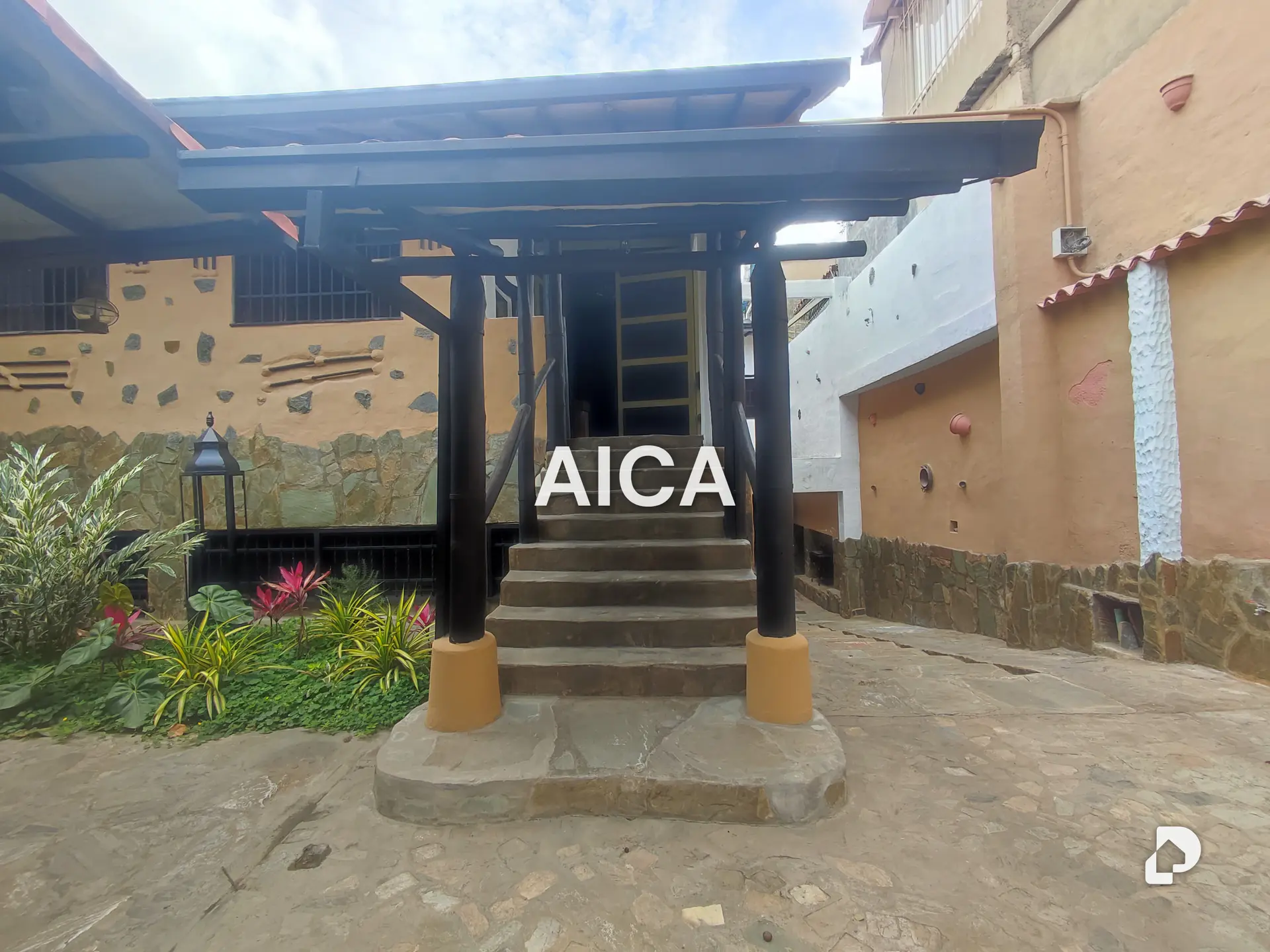 Local comercial en El Hatillo, Caracas – 1