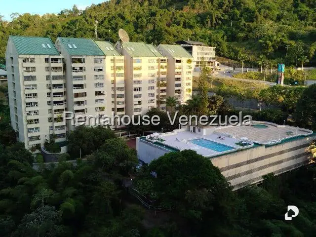 Apartamento en Las Esmeraldas, Caracas – 1
