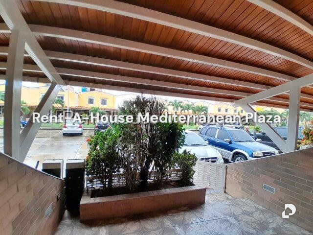 House in Los Jarales, San Diego – 24