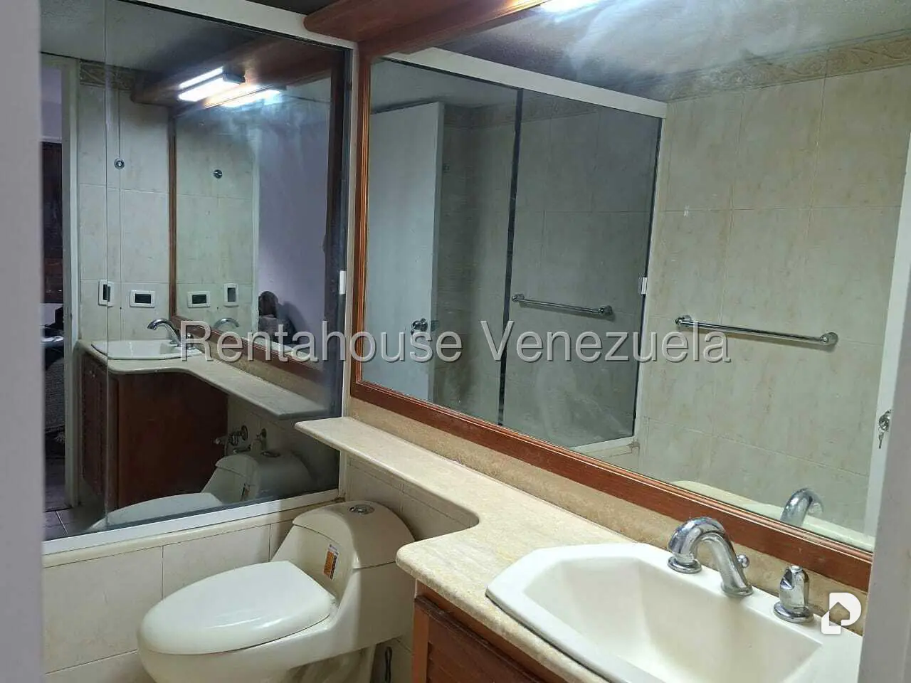 Apartamento en Los Chorros, Caracas – 14