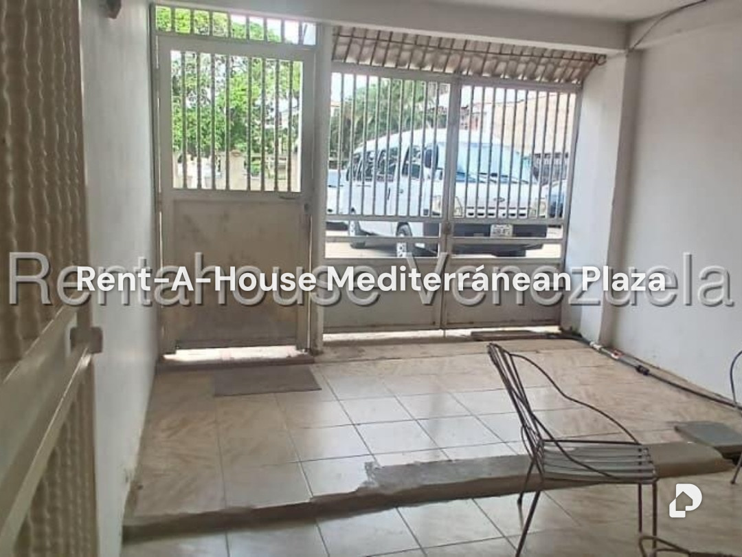 House in Urbanización Ricardo Urriera, Valencia – 4