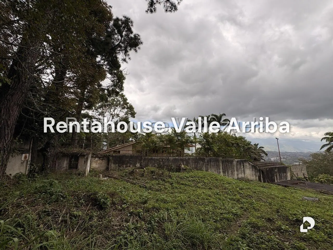 Terreno en Alto Hatillo, Caracas – 13