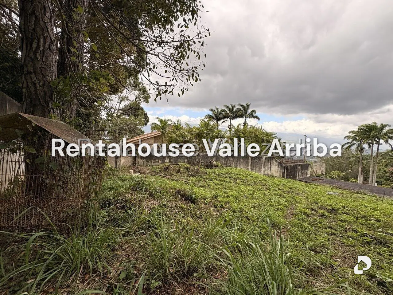 Terreno en Alto Hatillo, Caracas – 12