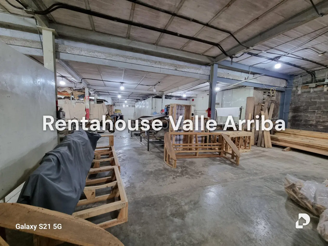 Local comercial en Los Rosales, Caracas – 27