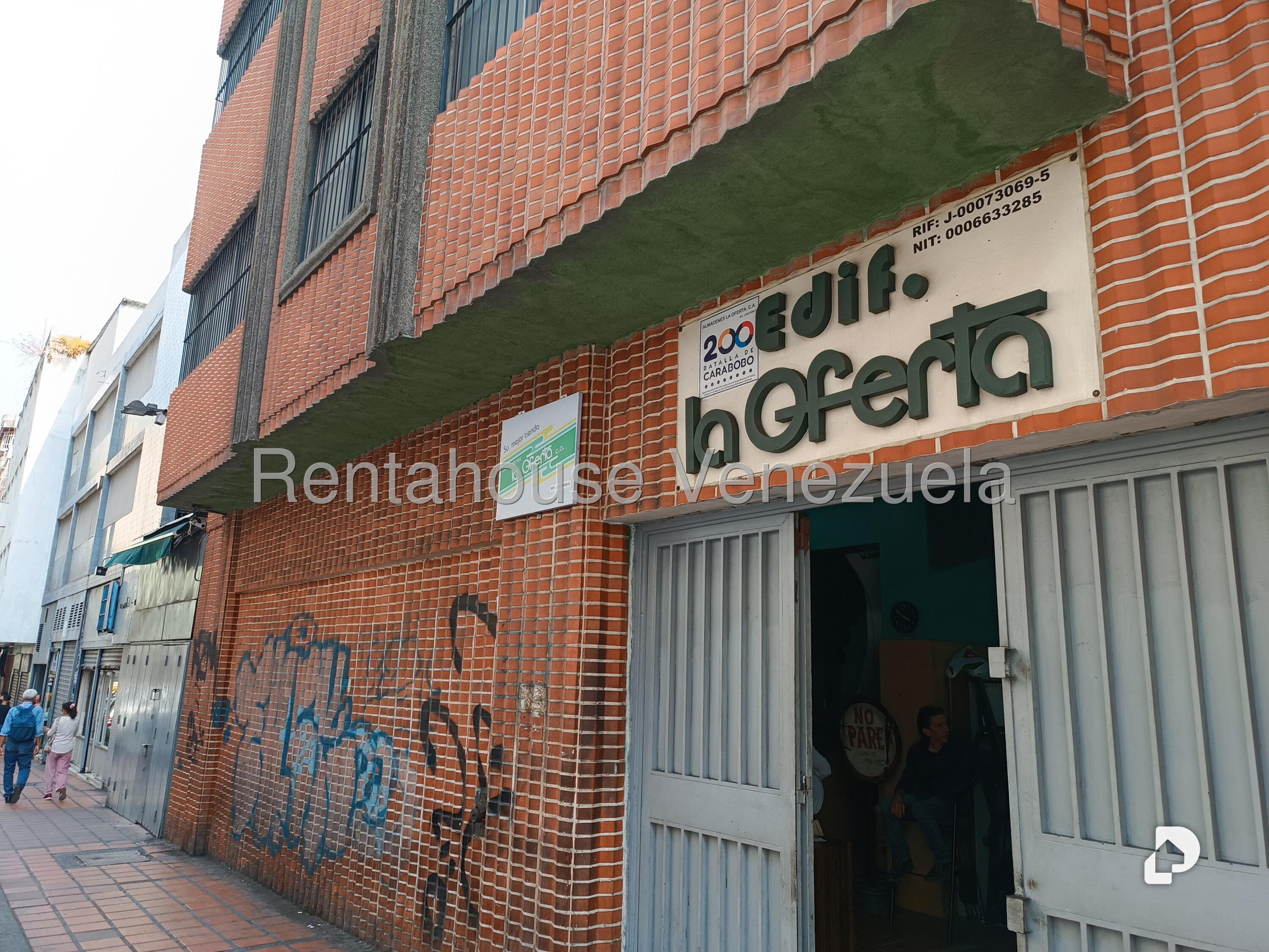 Edificio en La Candelaria, Caracas