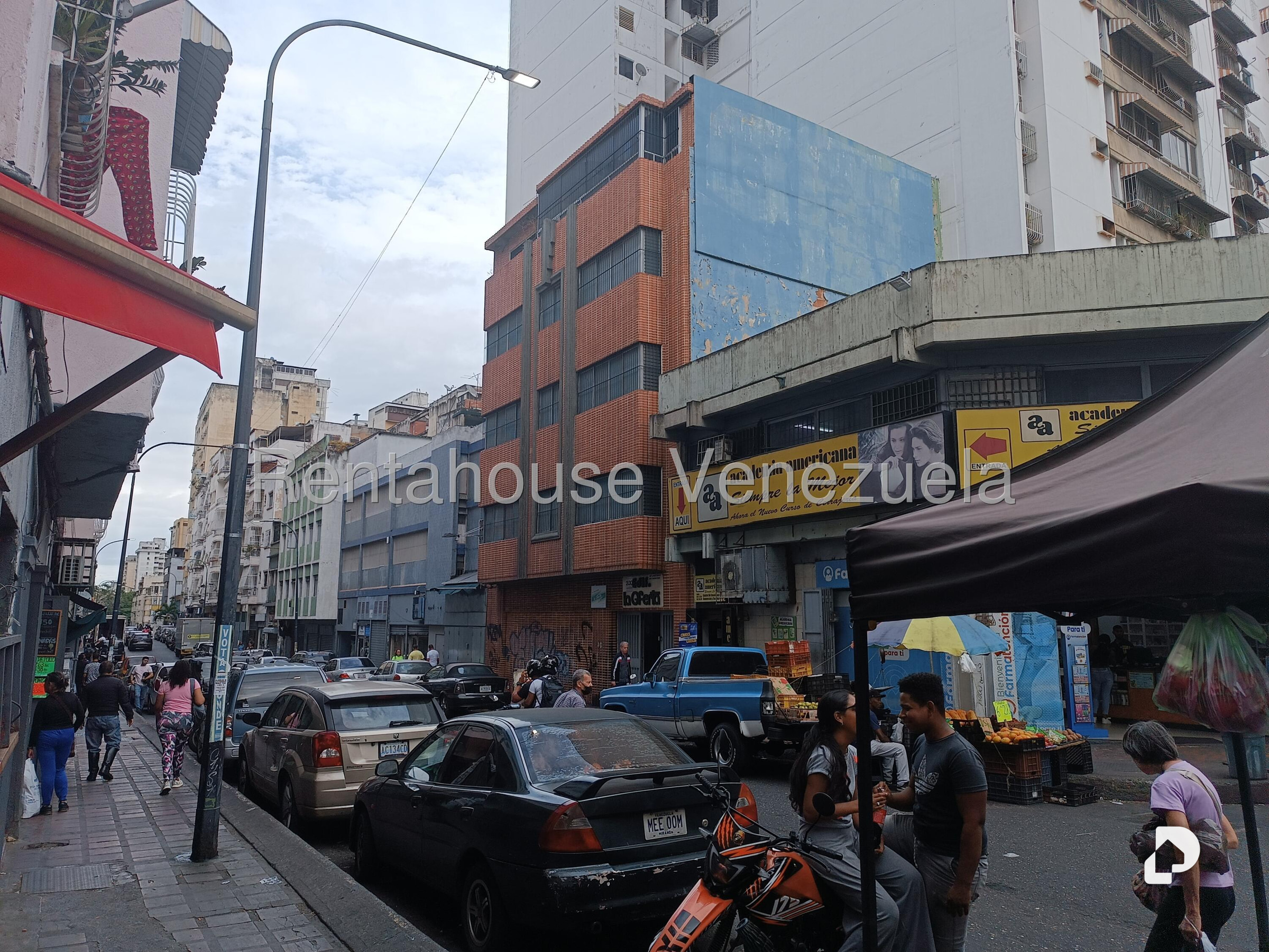 Edificio en La Candelaria, Caracas