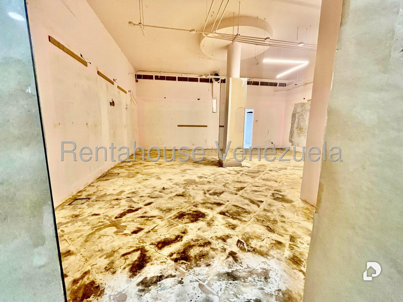 Local comercial en Las Mercedes, Caracas – 3