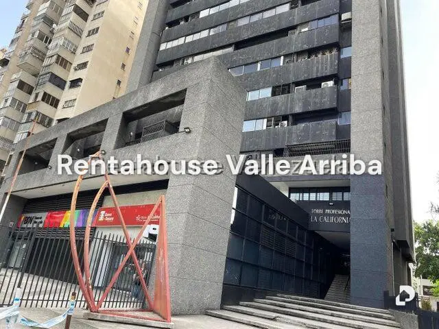 Local comercial en La California Norte, Caracas – 11