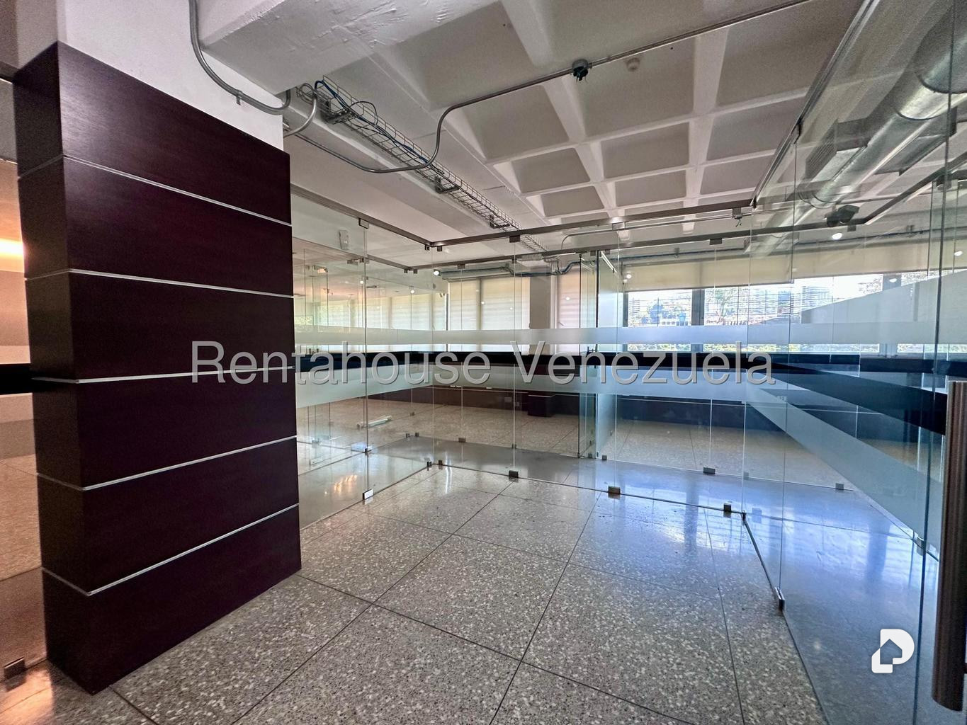 Oficina en La Trinidad, Caracas – 10