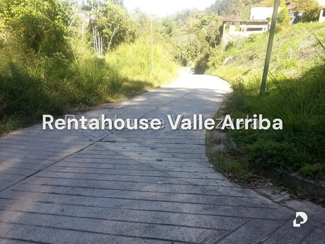 Land in La Boyera, Caracas – 10