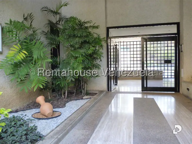 Apartamento en Colinas de Valle Arriba, Caracas – 3