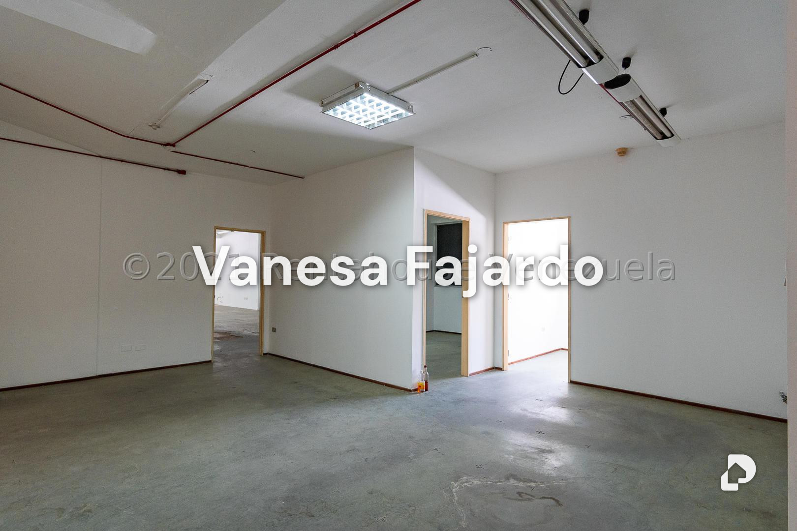 Edificio en Los Ruices, Caracas – 28