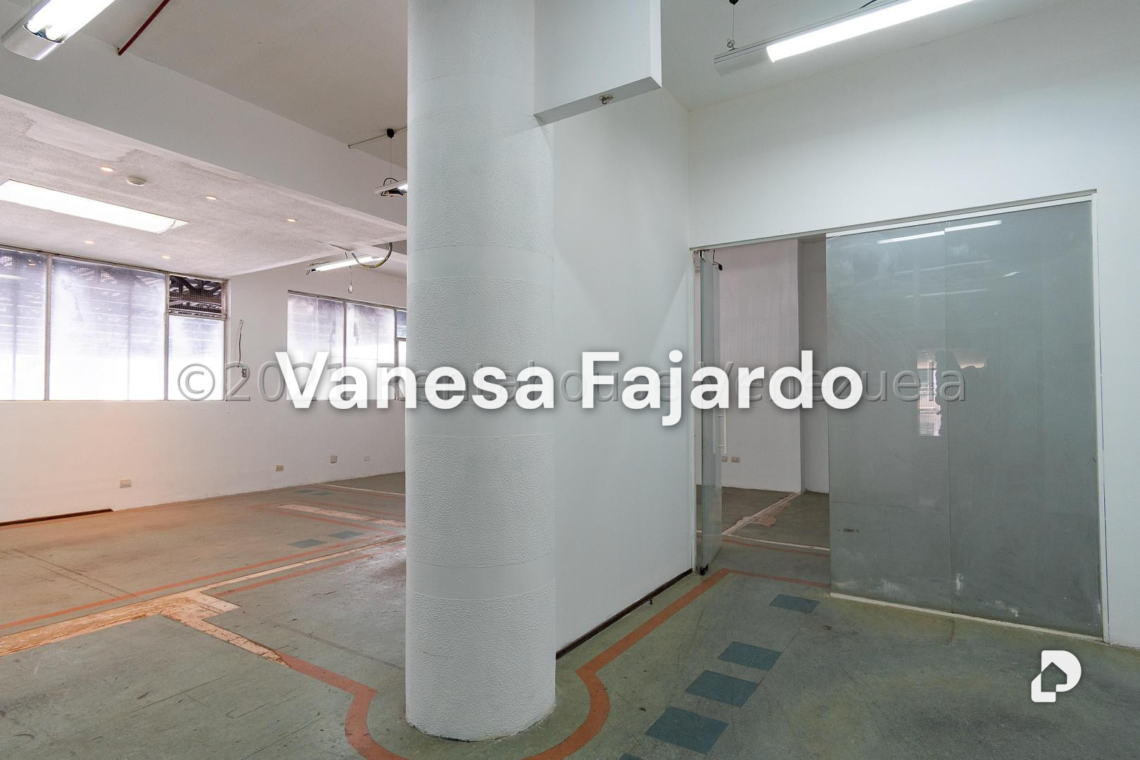 Edificio en Los Ruices, Caracas – 30