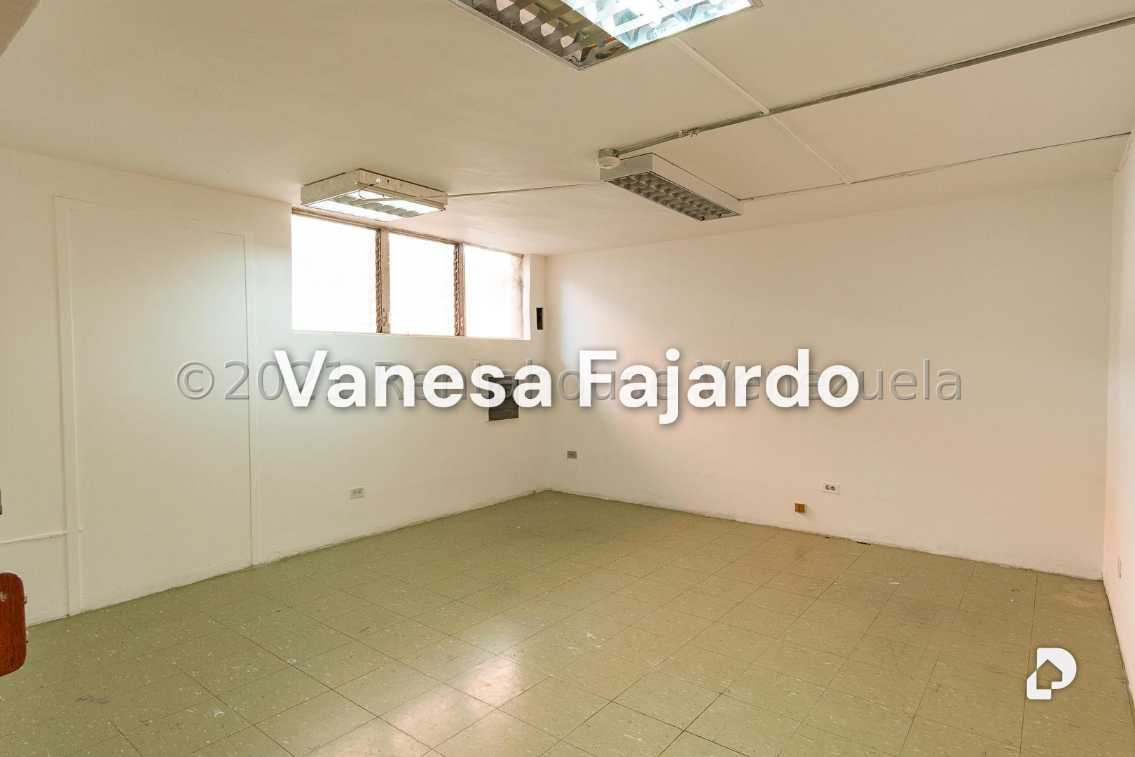 Edificio en Los Ruices, Caracas – 27
