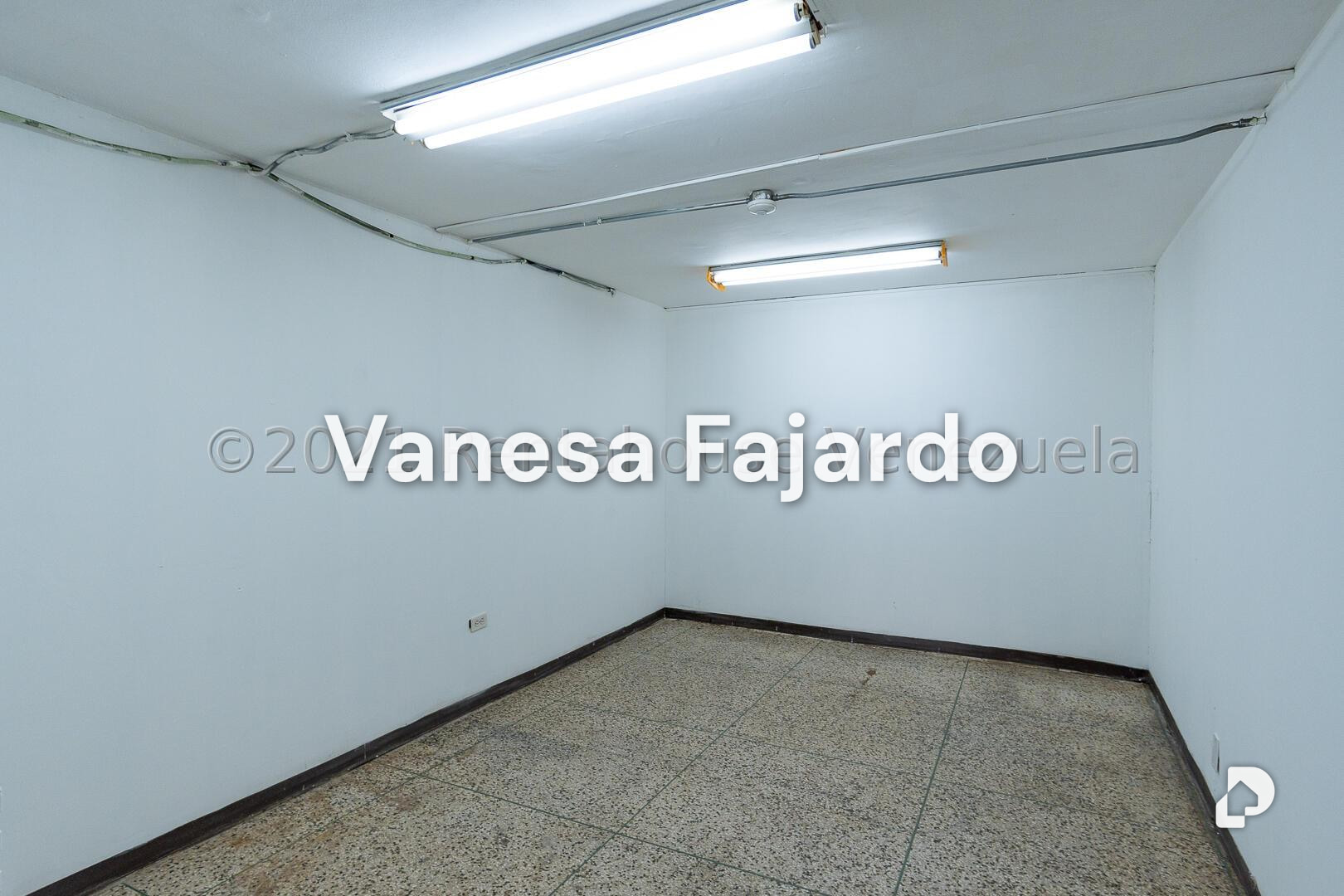 Edificio en Los Ruices, Caracas – 25
