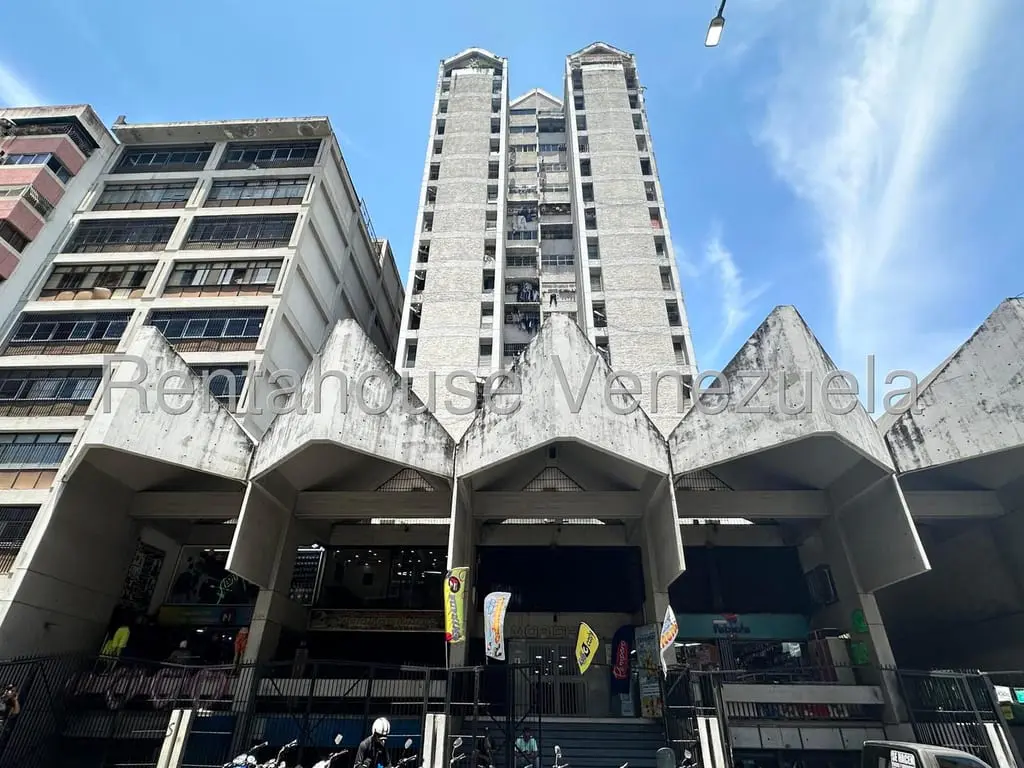 Apartment in Parroquia Santa Rosalía, Caracas - 1
