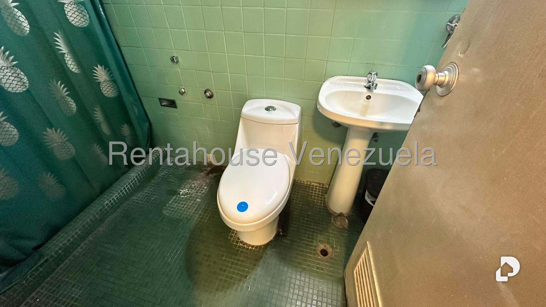 Apartamento en Parroquia Santa Rosalía, Caracas – 12