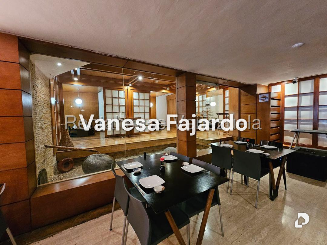 Building in Las Mercedes, Caracas – 22